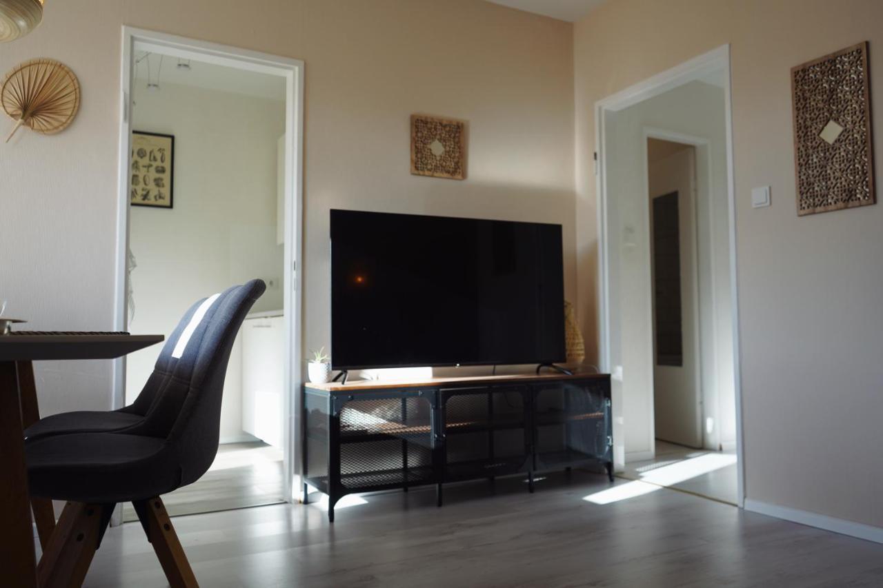 Unique: Cozy - Balcony - Kitchen - Netflix Appartement BRE Buitenkant foto